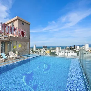 Bliss Luxury Hotel Da Nang
