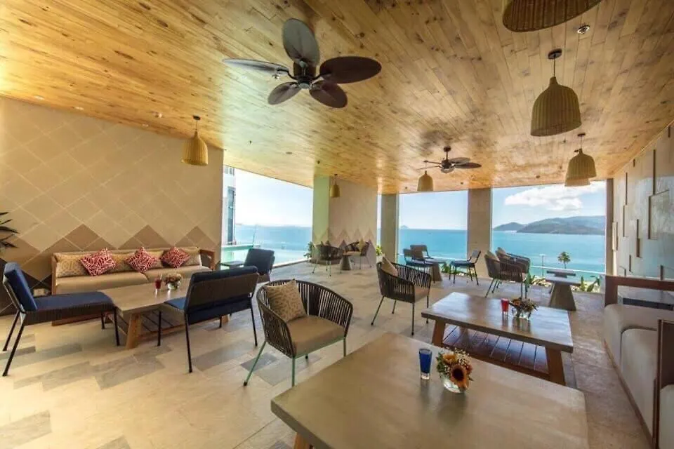 Moonlight Bay Panorama Condotel Ocean View Nha Trang Aparthotel